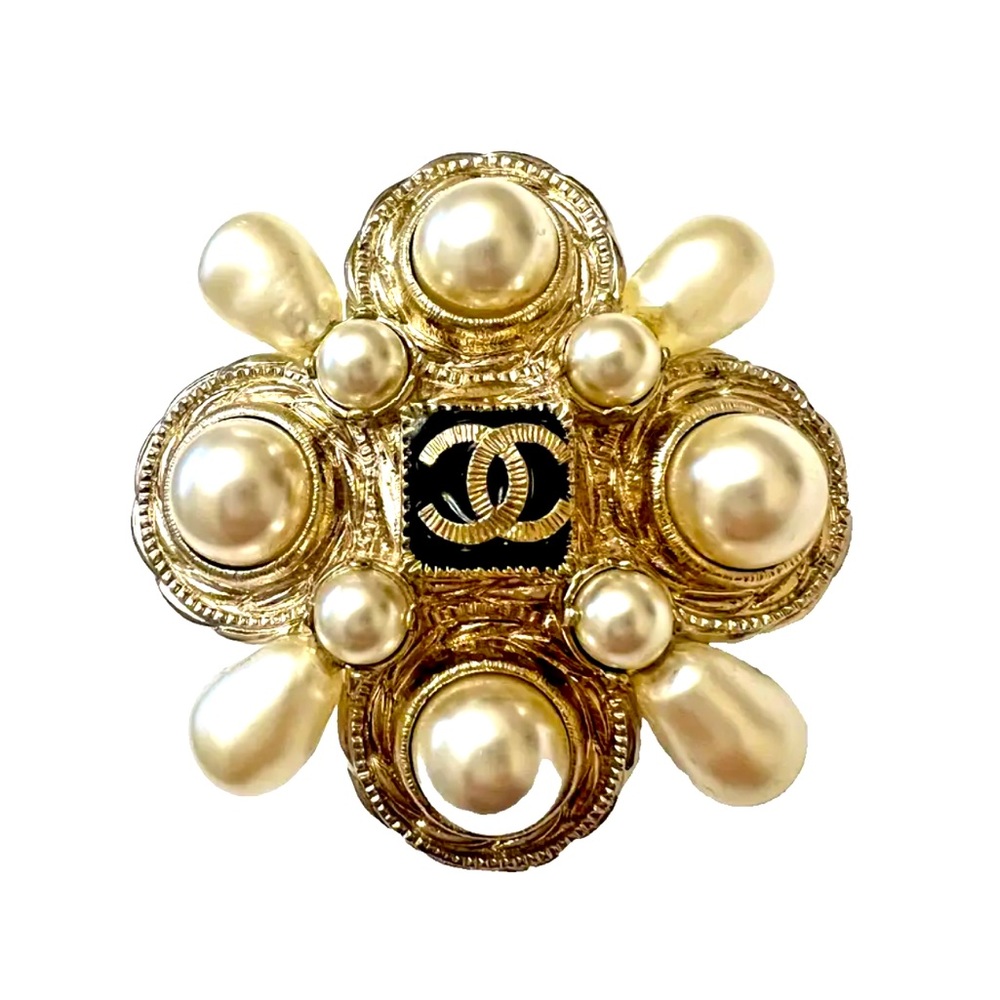 Chanel Pearl Brooch rare find